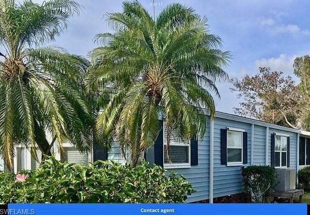 618 Charlemagne Blvd, Naples, FL 34112