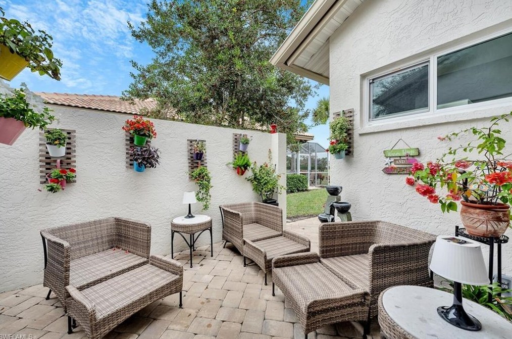 13611 Southampton Dr, Bonita Springs FL  34135-3444 exterior