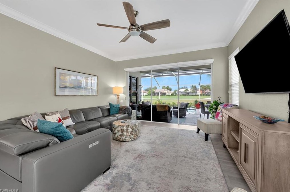 13611 Southampton Dr, Bonita Springs FL  34135-3444 exterior