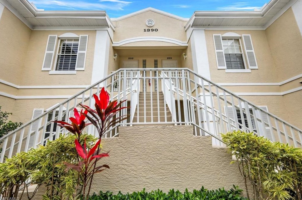 1390 Sweetwater Cove #202, Naples, FL 34110