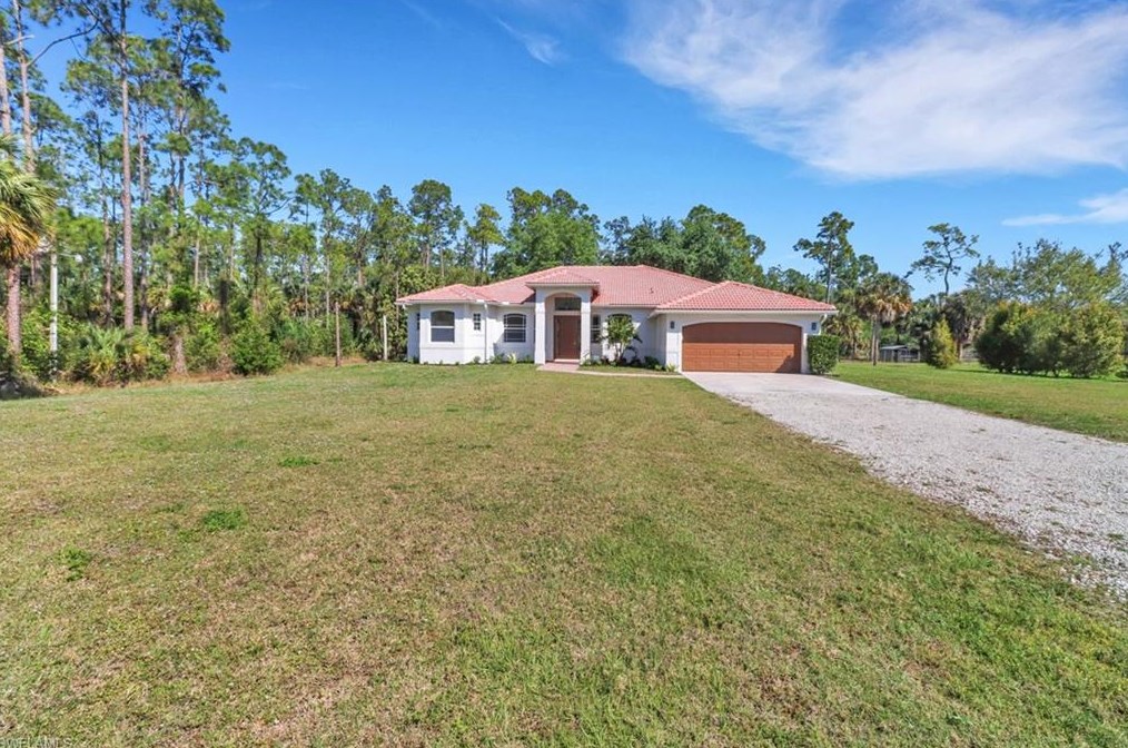 3621 4th Ave, Naples, FL 34120-4948