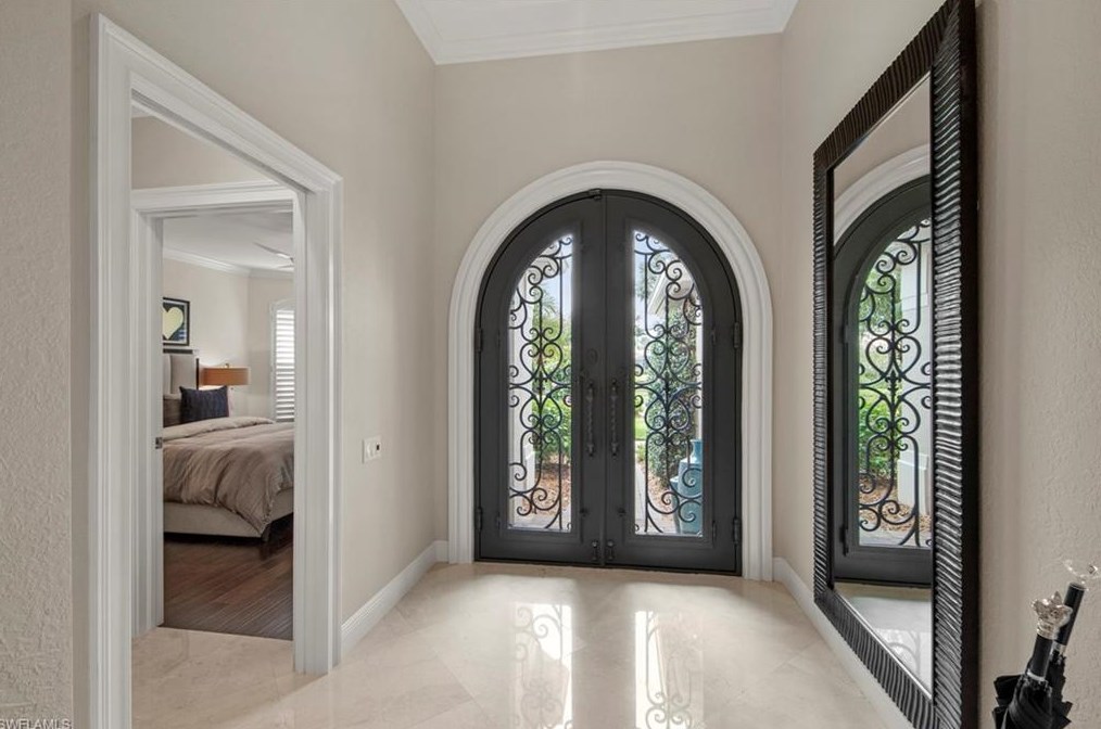 9166 Troon Lakes Dr, Naples, FL 34109