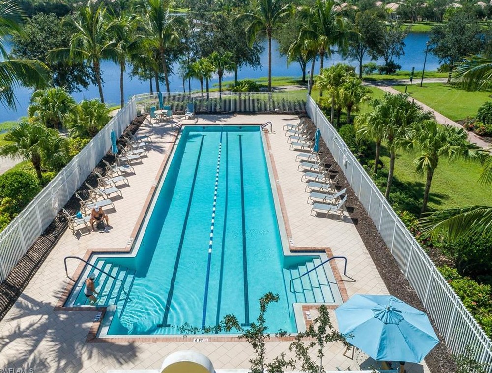 15157 Reef Ln, Bonita Springs FL  34135-8659 exterior