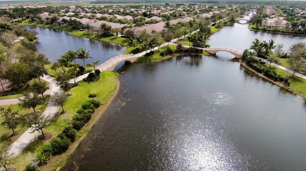 15157 Reef Ln, Bonita Springs FL  34135-8659 exterior