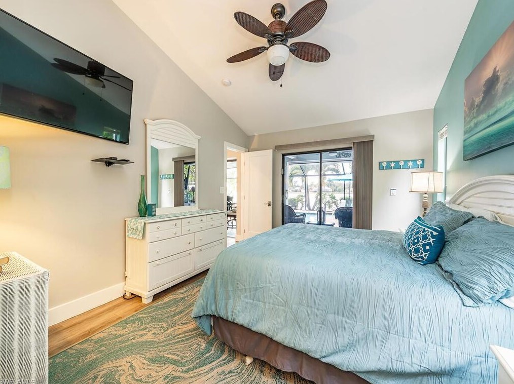 18013 Royal Tree Pkwy, Naples FL  34114-8941 exterior