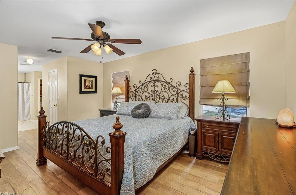 2022 31st Ter, Cape Coral FL  33914-4941 exterior