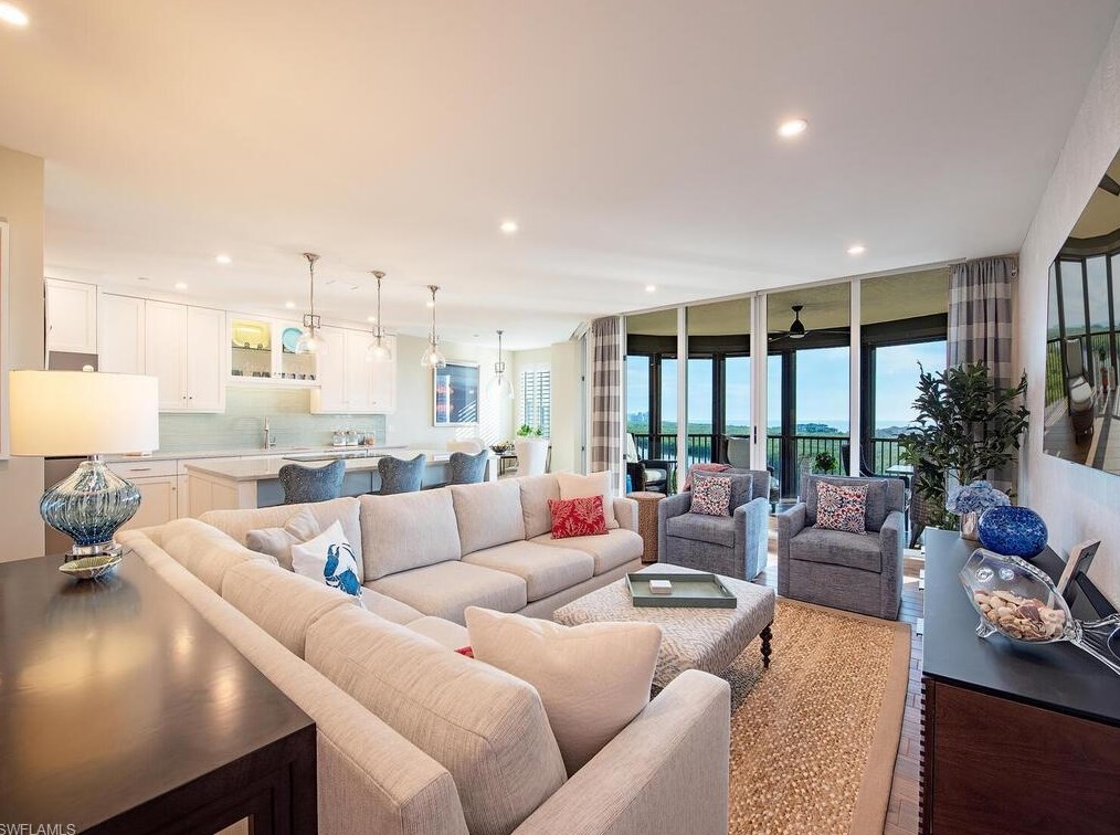 8990 Bay Colony Dr #902, Naples, FL 34108