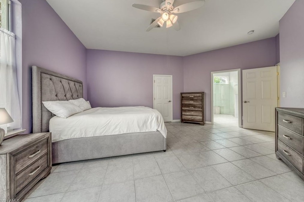 1088 Jardin Dr, Naples FL  34104-6613 exterior