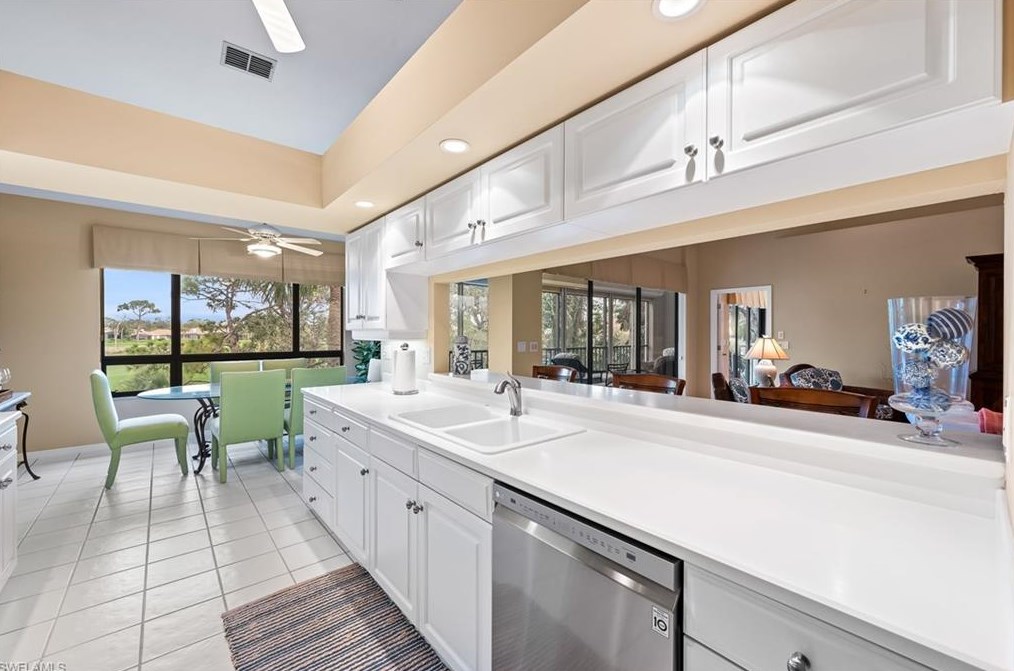 27197 Oakwood Lake Dr, Bonita Springs FL  34134-2606 exterior