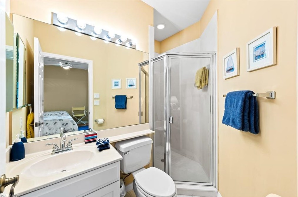 27197 Oakwood Lake Dr, Bonita Springs FL  34134-2606 exterior