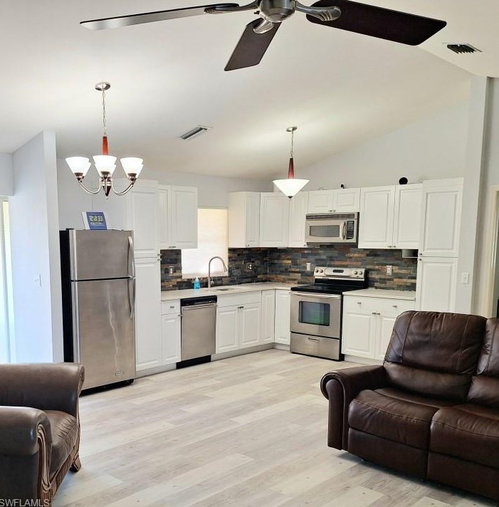 1402 5th Ter, Cape Coral, FL 33909-2160