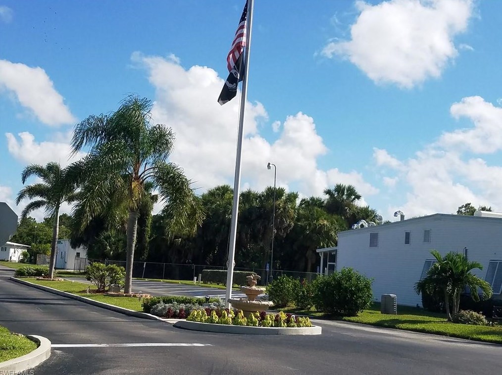 67 Turquoise Ave #67-t, Naples, FL 34114