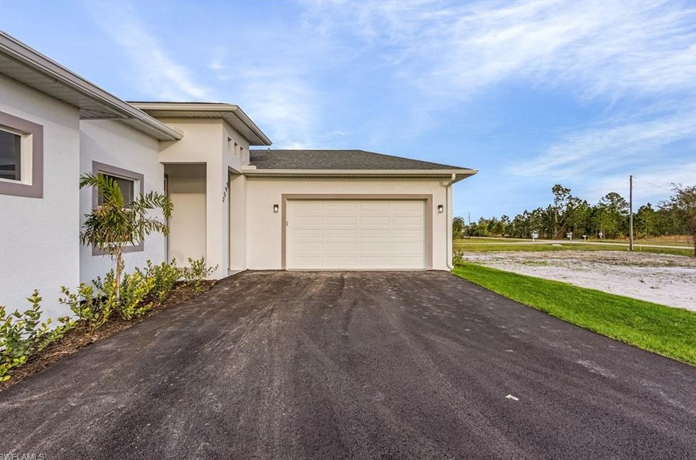 2599 45th Ave Ne, Naples, FL 34120
