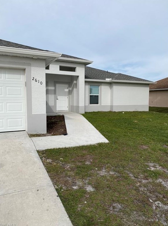 2610 41st St W, Lehigh Acres, FL 33976
