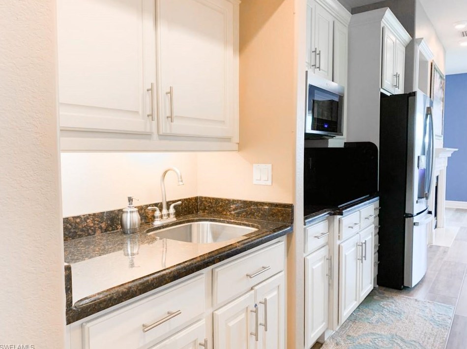 3916 Surfside Blvd, Cape Coral FL  33914-4815 exterior