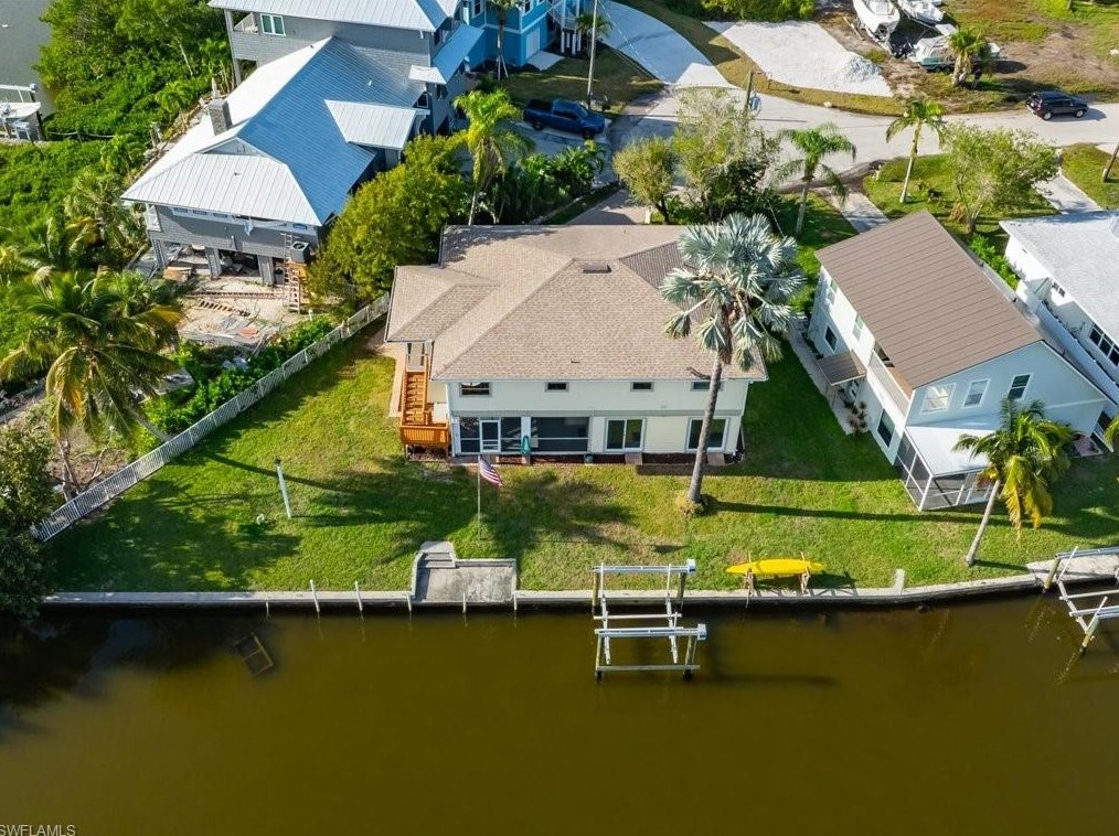 24532 Sailfish St, Bonita Springs, FL 34134-7105