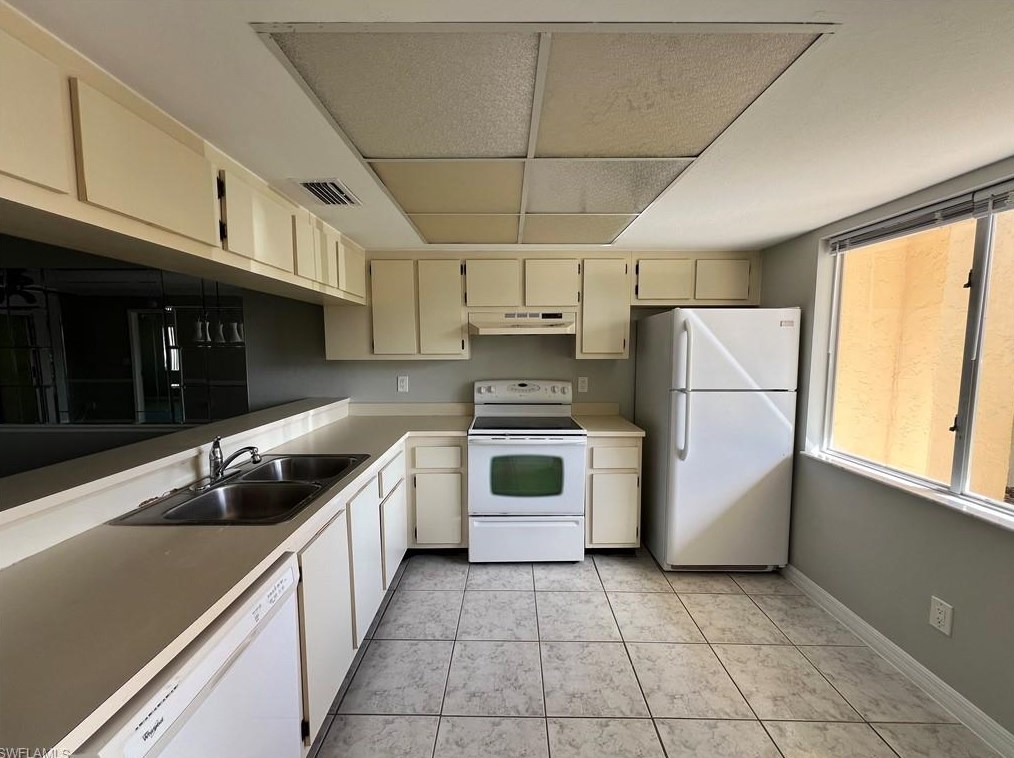 13150 White Marsh Ln #100, Fort Myers, FL 33912