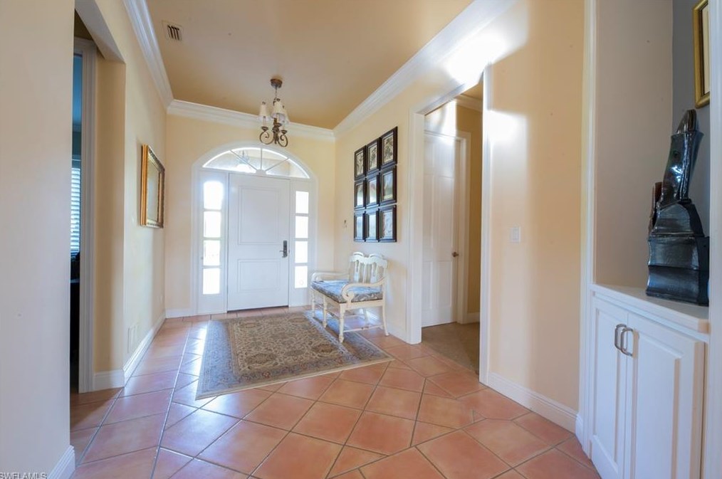 15588 Whitney Ln, Naples, FL 34110