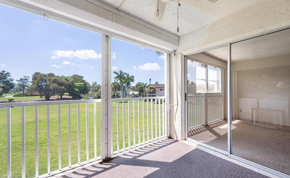 5635 Rattlesnake Hammock Rd, Naples FL  34113-3572 exterior