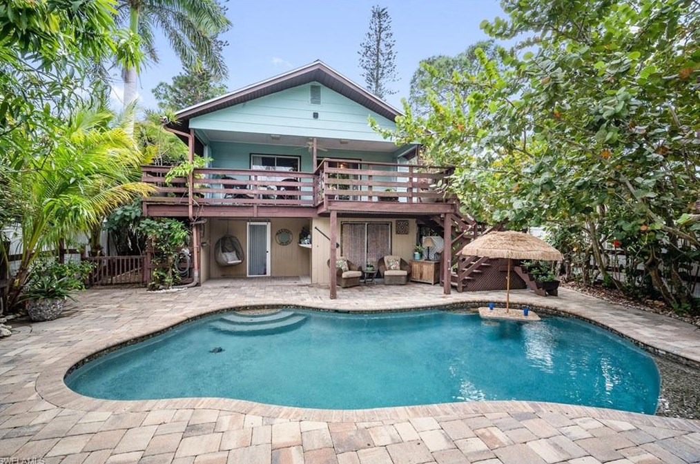 97 Shores Ave, Naples, FL 34110