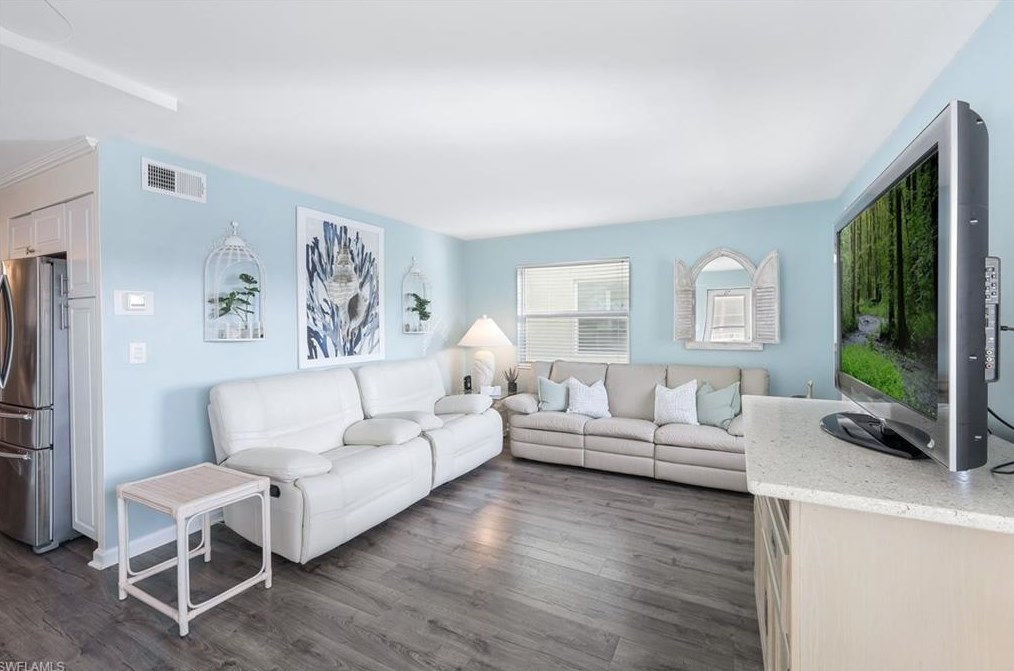 1150 Bald Eagle Dr, Marco Island, FL 34145-2105