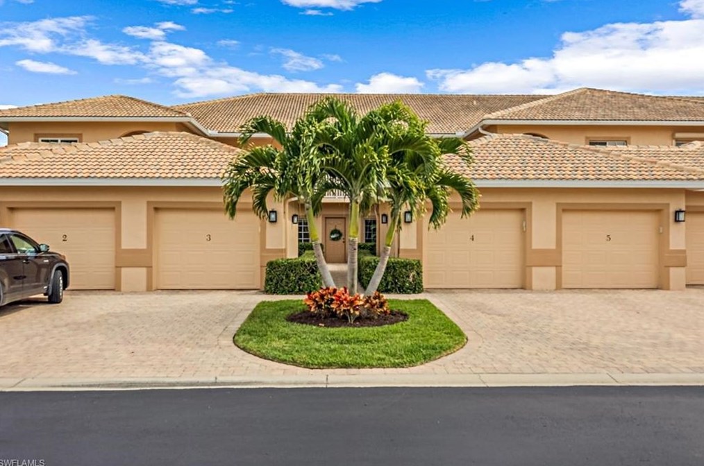 9128 Michael Cir #9-903, Naples, FL 34113