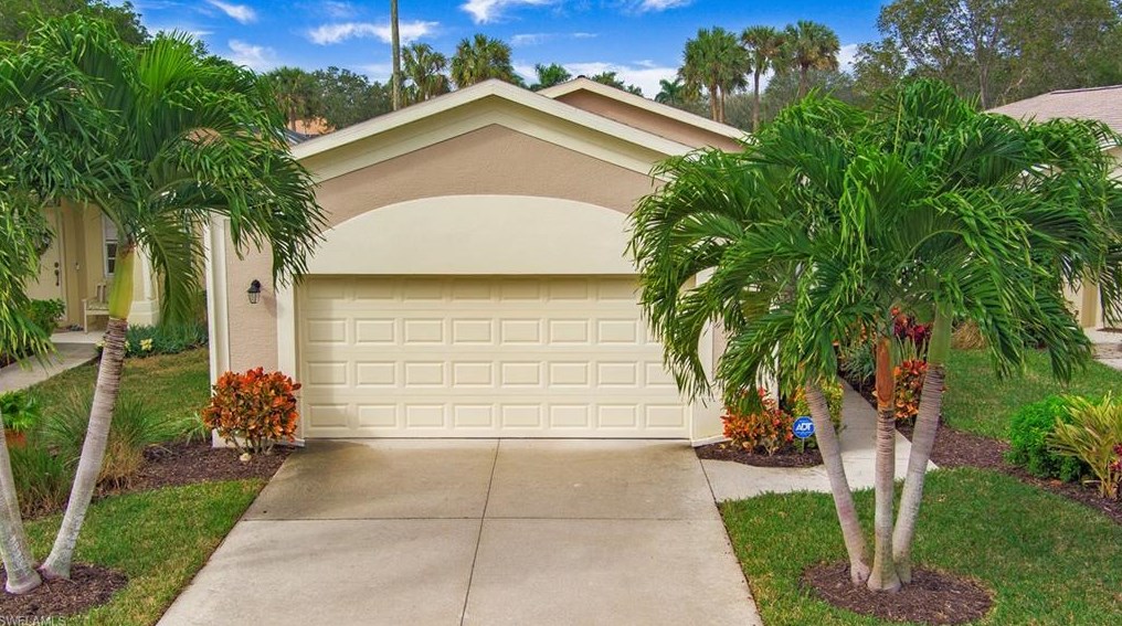 8599 Ibis Cove Cir, Naples, FL 34119