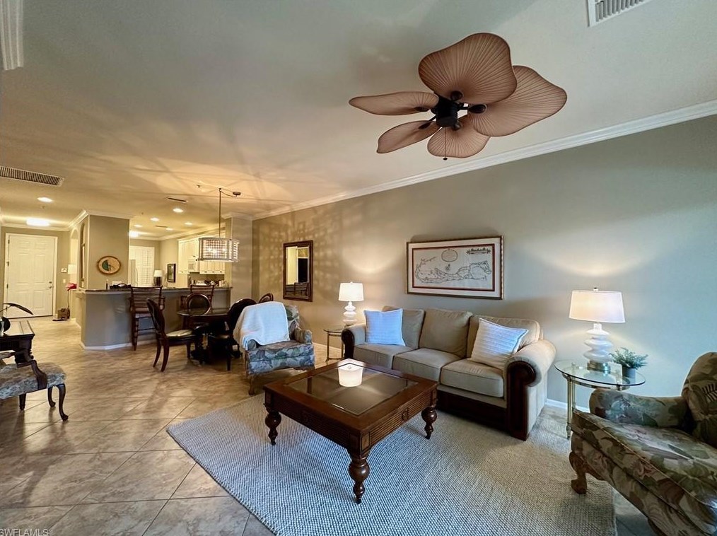 4884 Hampshire Ct #7-104, Naples, FL