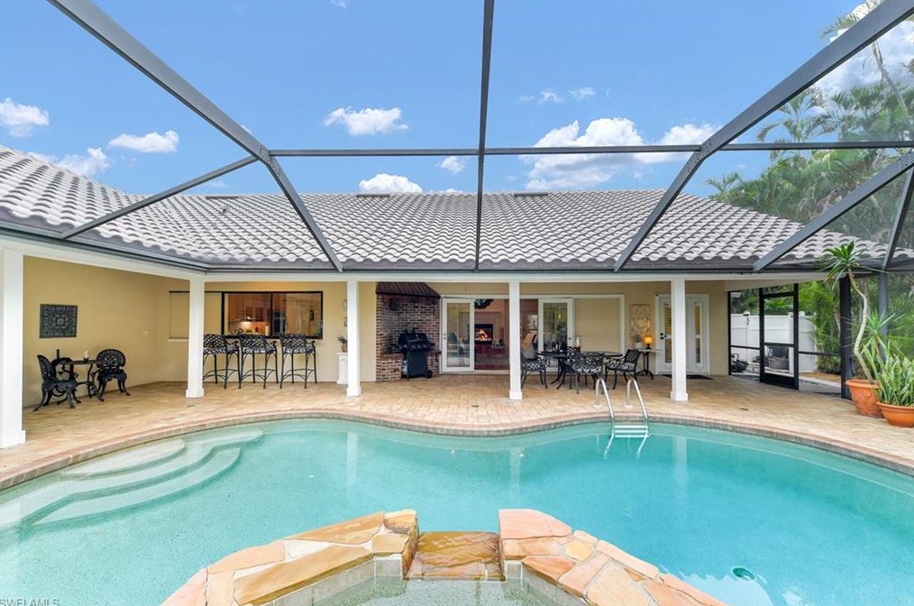 6949 Julie Ann Ct, Fort Myers, FL 33919