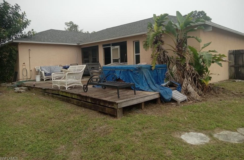 8213 Albatross Rd, Fort Myers, FL 33967-7400