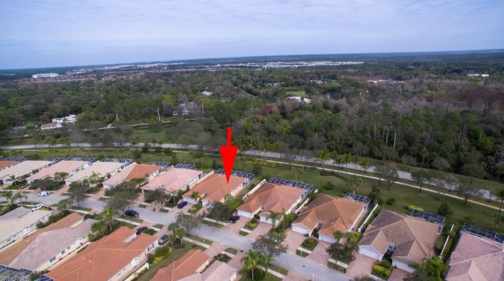 7633 Rozzini Ln, Naples, FL 34114