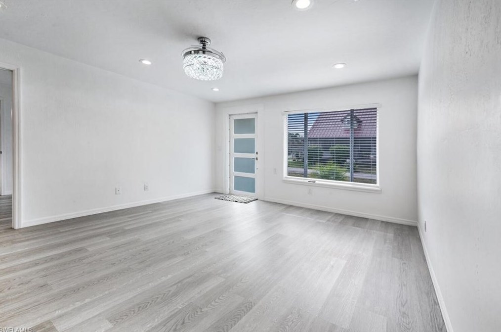 27208 Rio Vista Cir, Bonita Springs FL  34135-4729 exterior