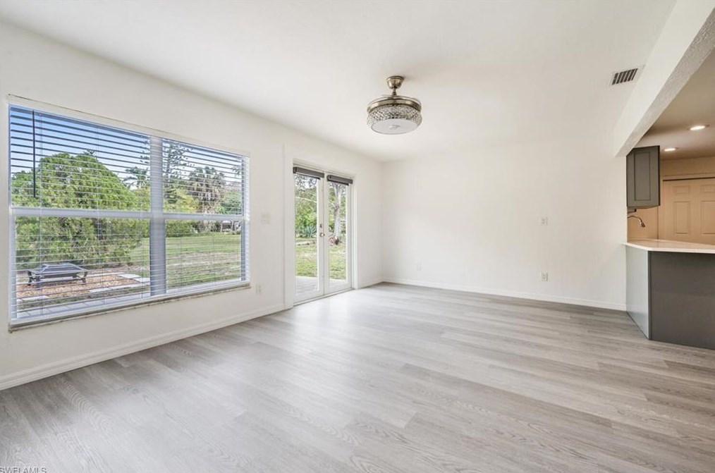 27208 Rio Vista Cir, Bonita Springs FL  34135-4729 exterior