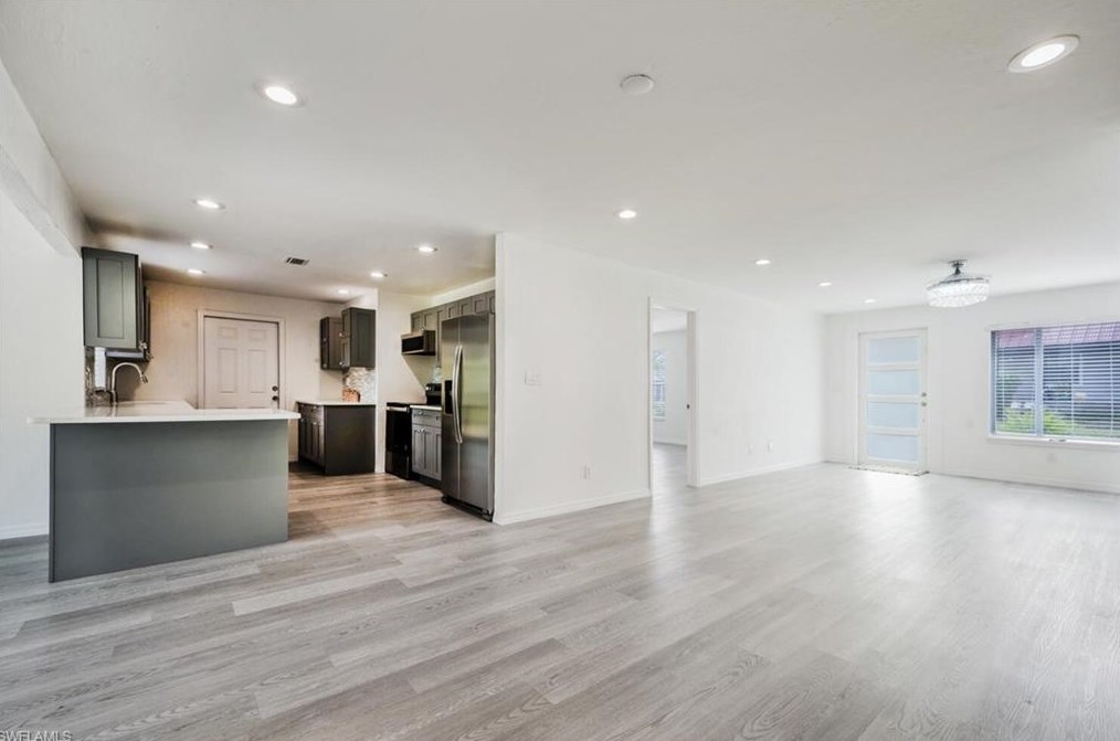 27208 Rio Vista Cir, Bonita Springs FL  34135-4729 exterior