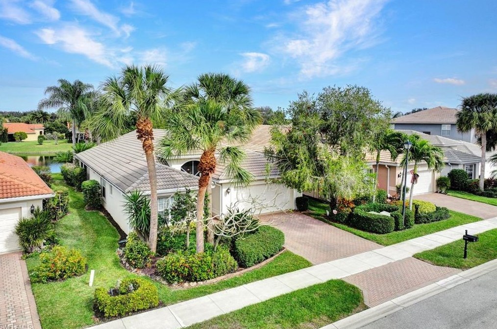 2089 Isla De Palma Cir, Naples, FL 34119