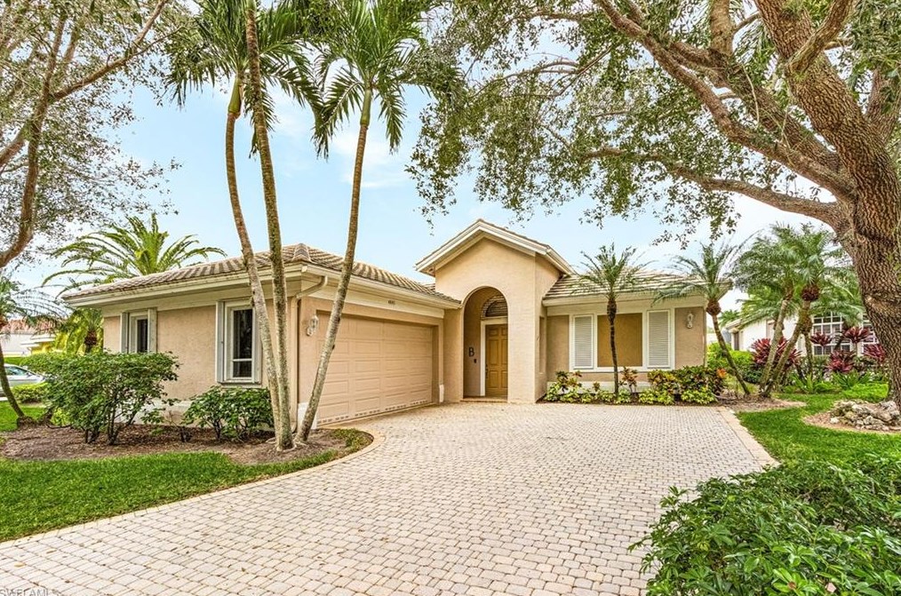 4845 Keswick Way, Naples, FL 34105