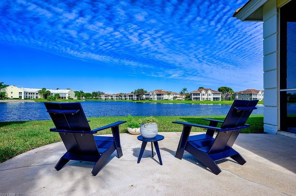 2117 Paget Cir, Naples, FL 34112