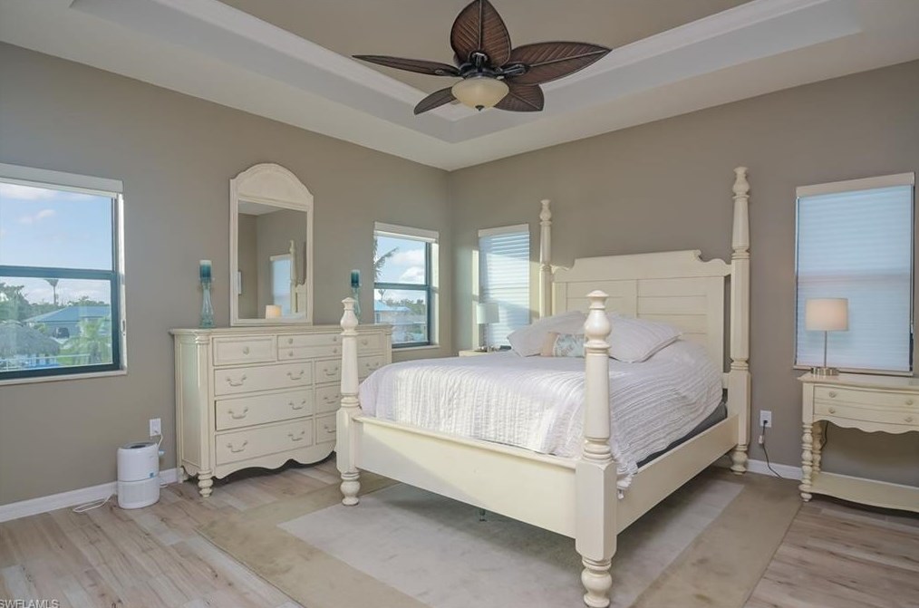 2383 Sycamore St, Saint James City FL  33956-2067 exterior