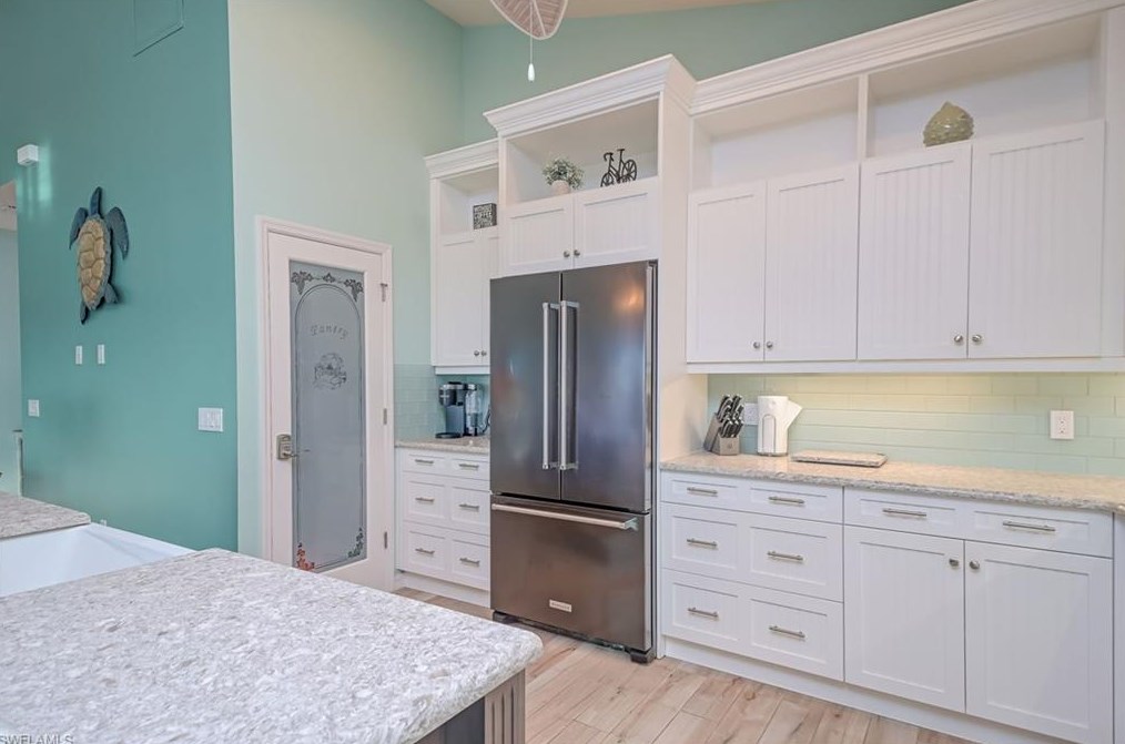 2383 Sycamore St, Saint James City FL  33956-2067 exterior