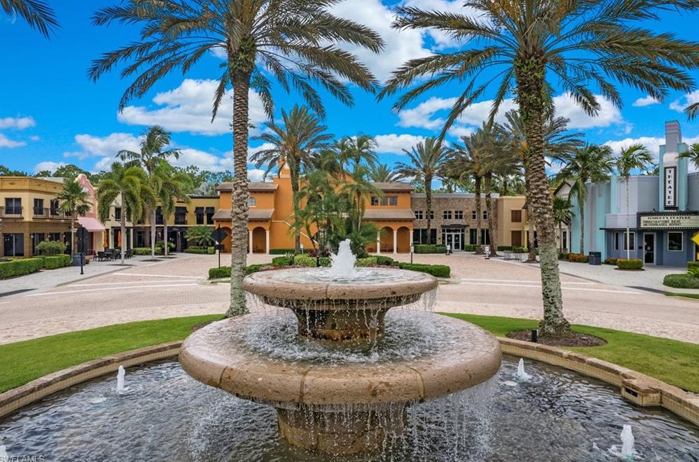 9067 Capistrano St, Naples FL  34113-3398 exterior