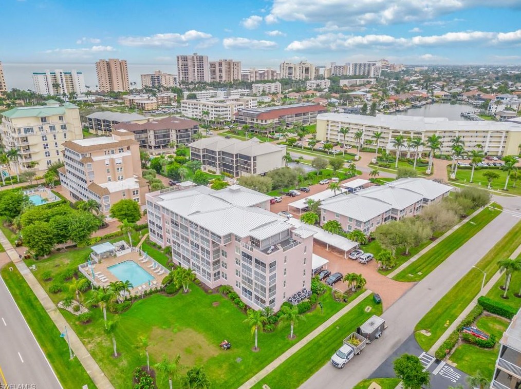 960 Huron Ct #i-10, Marco Island, FL 34145