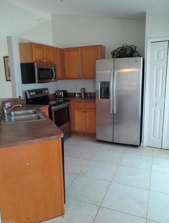 444 Nw 1st Terrace, Cape Coral, FL 33993