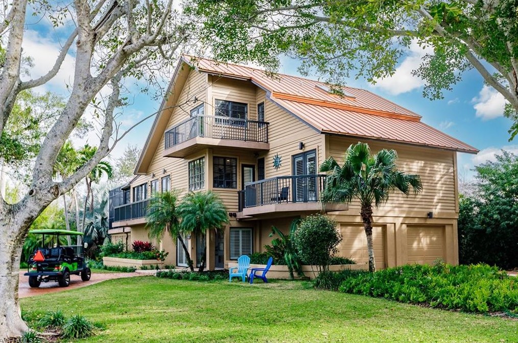 376 Leatherfern Ln, Marco Island, FL 34145-1863