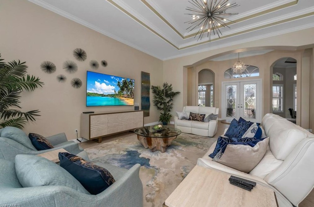 5059 Cerromar Dr, Naples FL  34112-7922 exterior