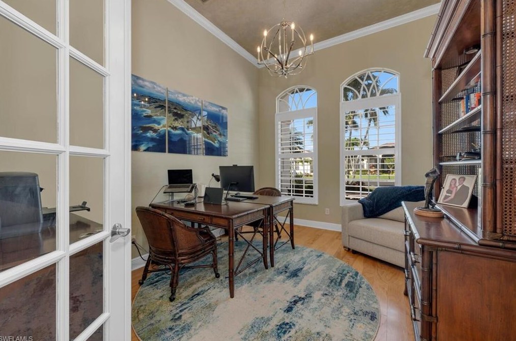 5059 Cerromar Dr, Naples FL  34112-7922 exterior