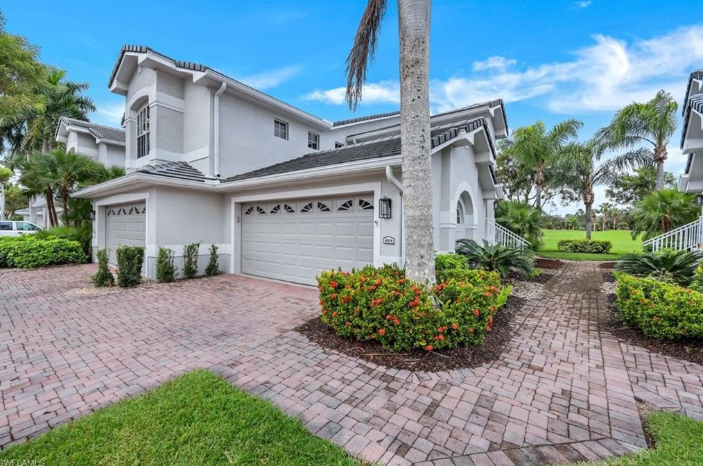 6025 Pinnacle Ln #6-602, Naples, FL 34110