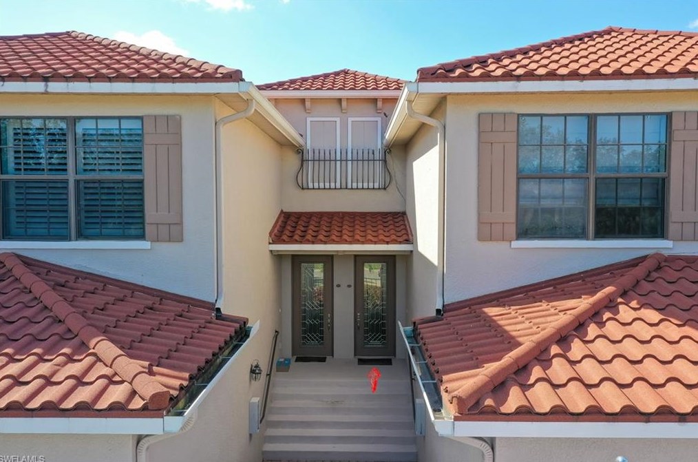 10498 Smoke House Bay Dr #202, Naples, FL 34120