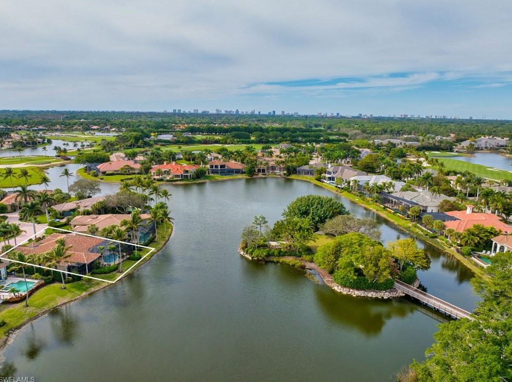 1751 Venezia Ct, Naples, FL 34105