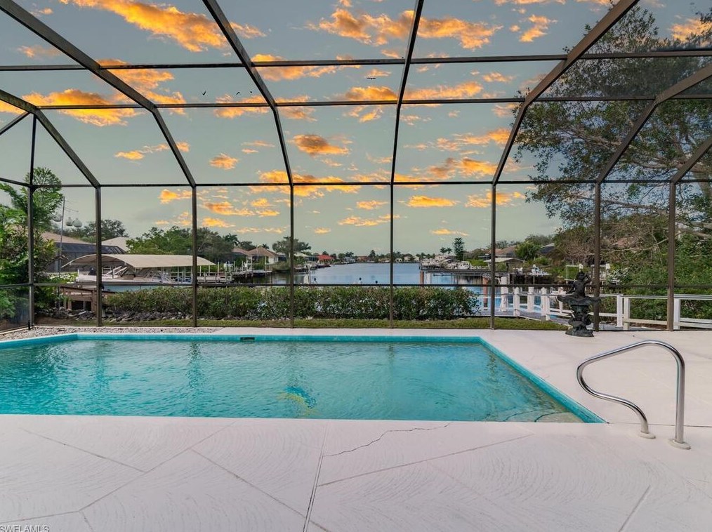 171 Cays Dr, Naples, FL 34114