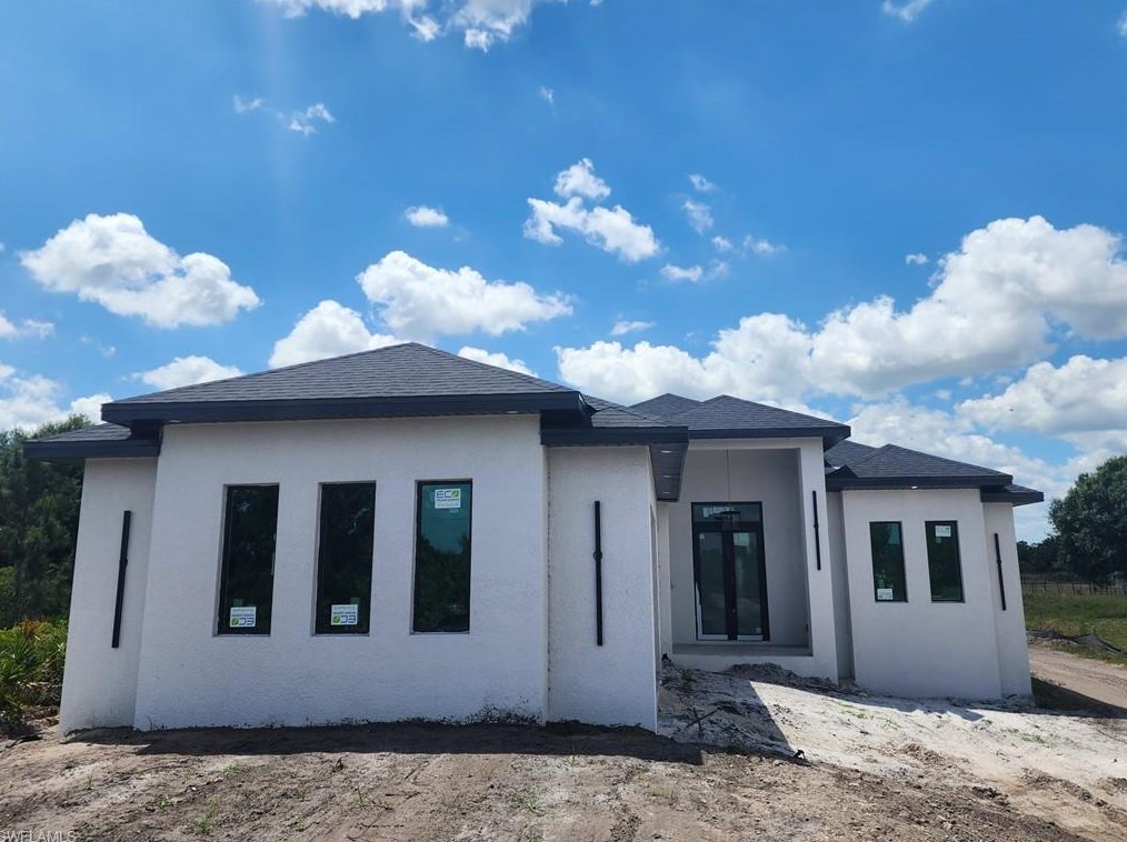 4156 54 Ave, Naples FL 34120-1530 exterior